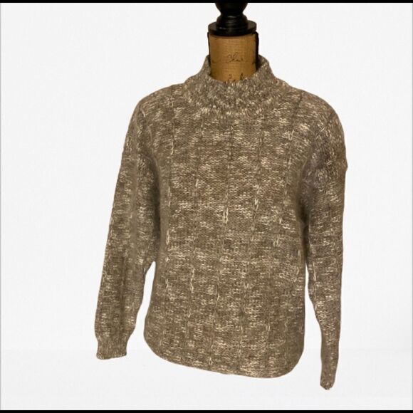 Gray turtle neck size 12 knitted sweater - Picture 1 of 5